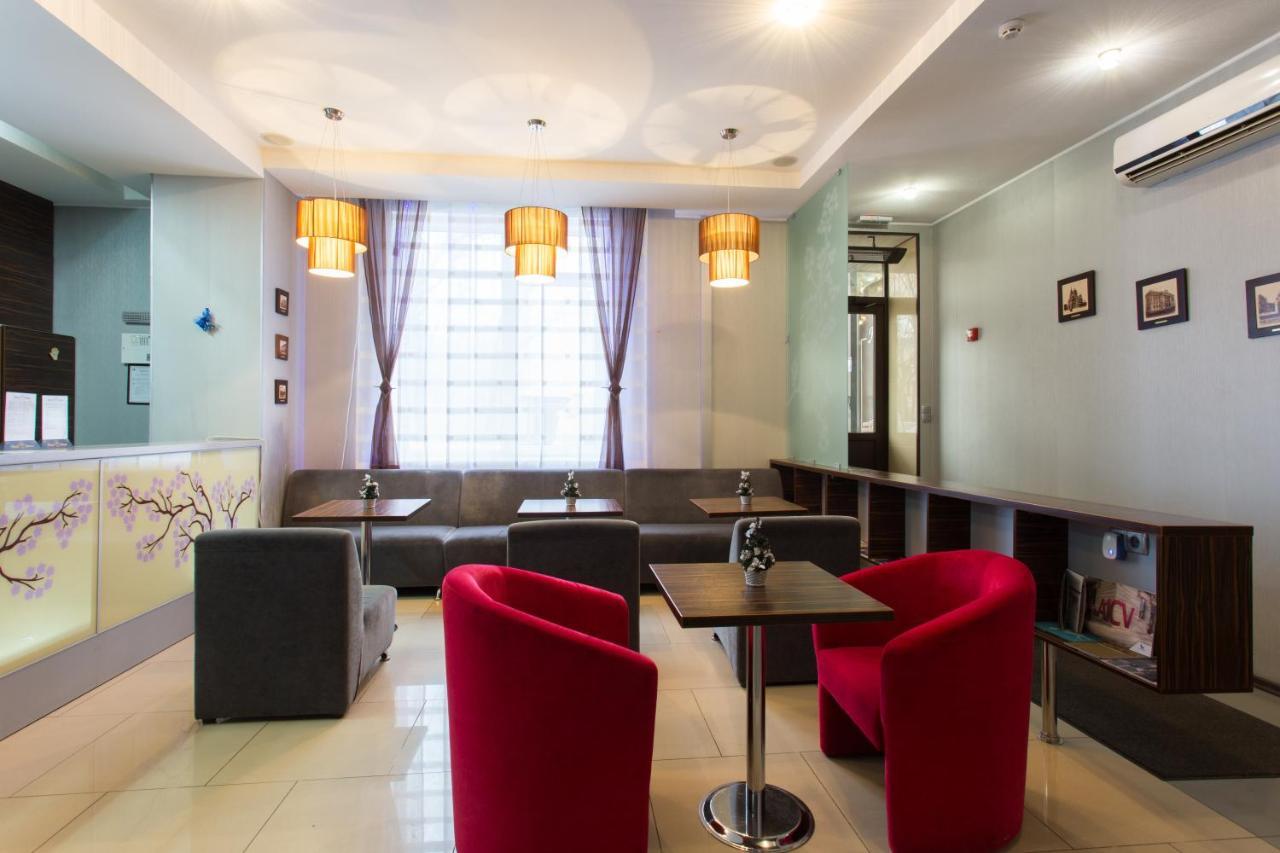 Hotel Voyage Kharkiv Exterior photo