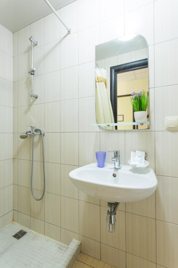 Hotel Voyage Kharkiv Exterior photo