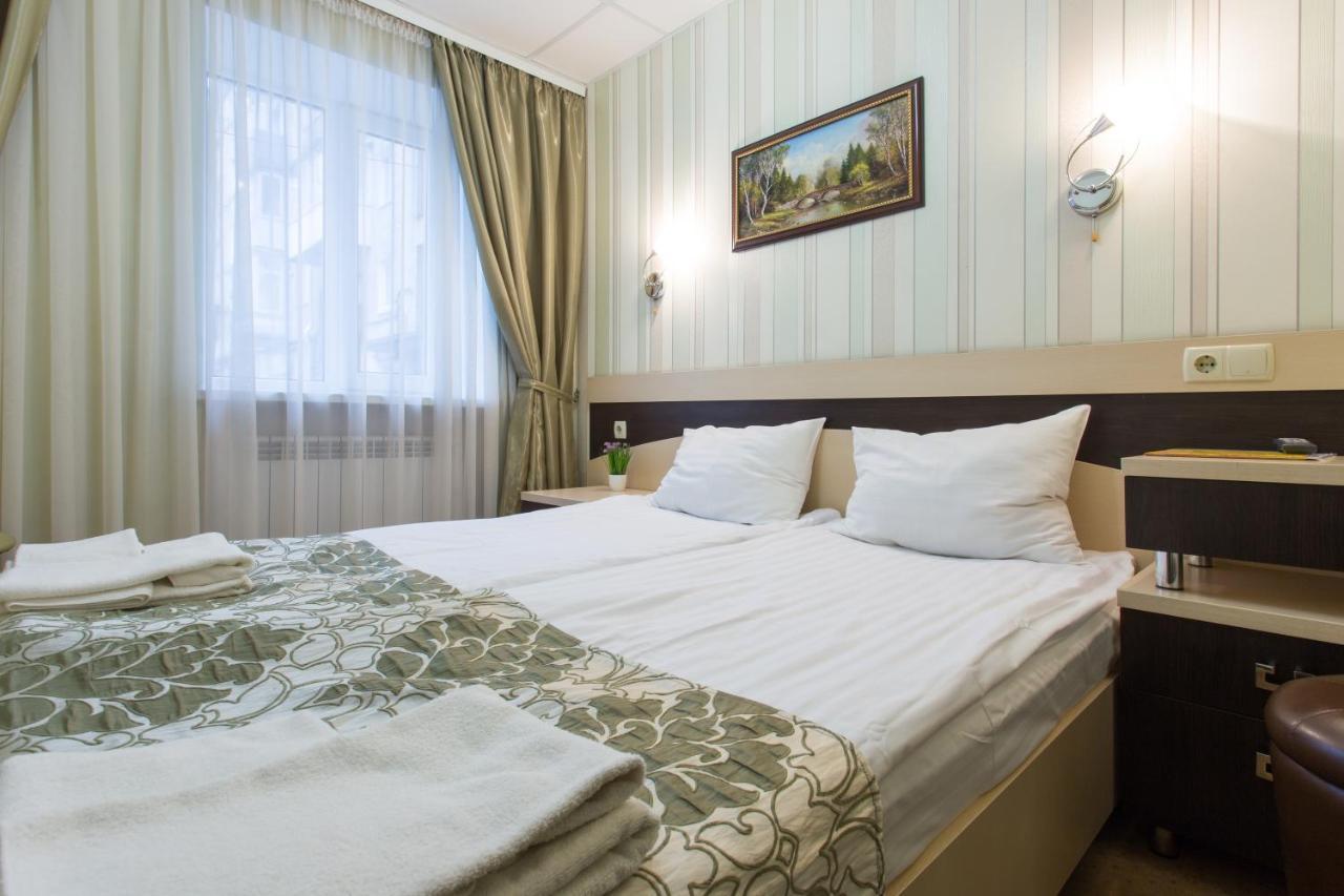 Hotel Voyage Kharkiv Exterior photo