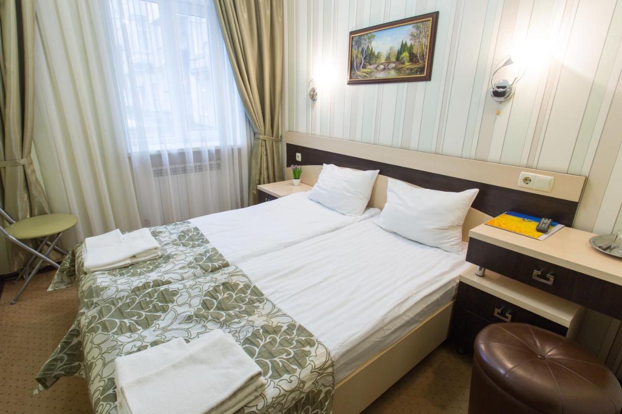 Hotel Voyage Kharkiv Exterior photo