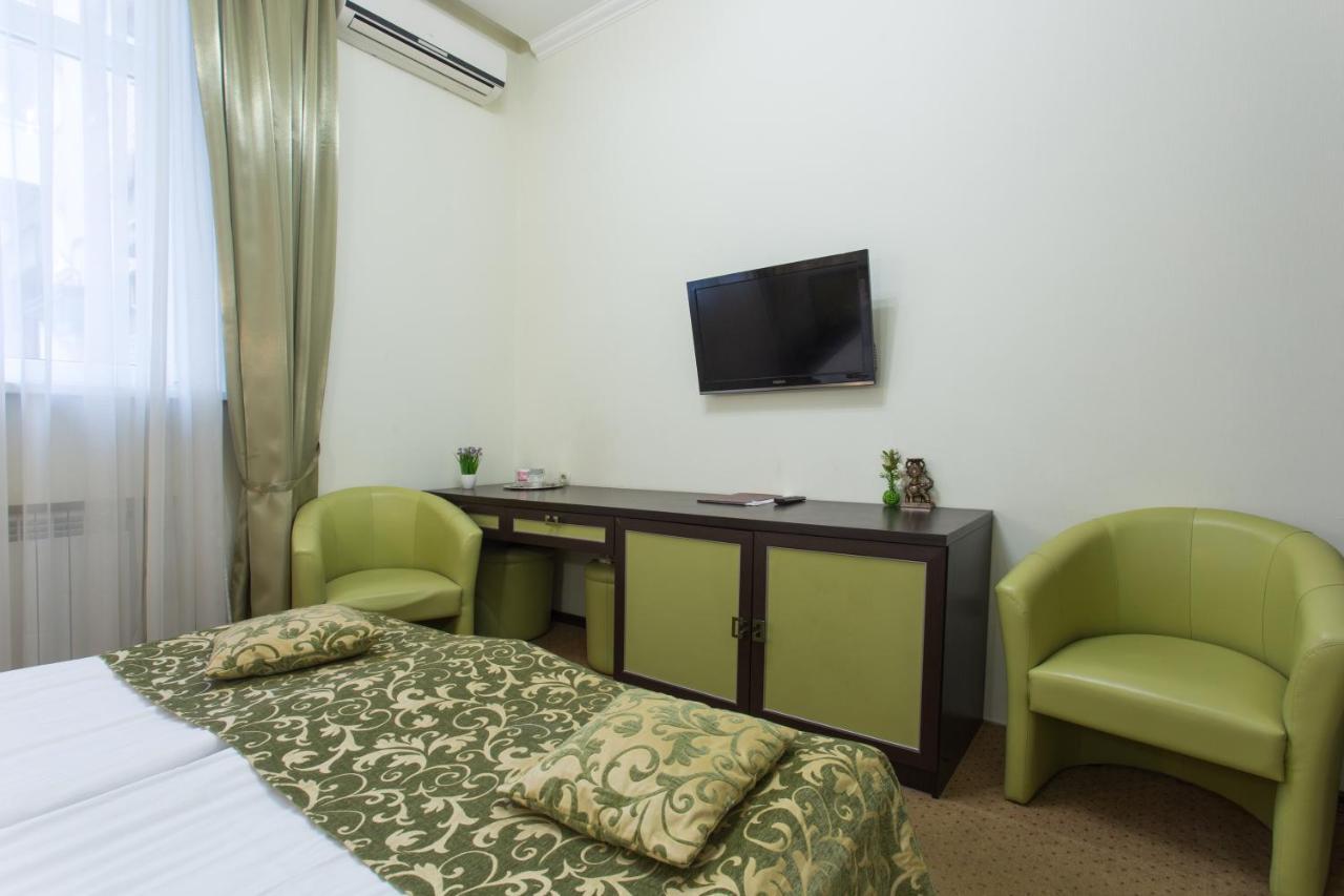 Hotel Voyage Kharkiv Exterior photo